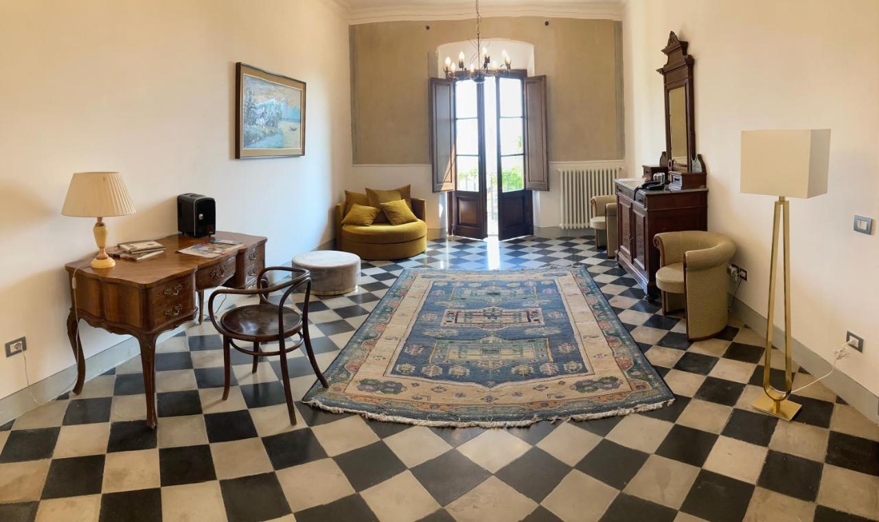Villa Del Parco In Tuscany San Baronto Eksteriør billede